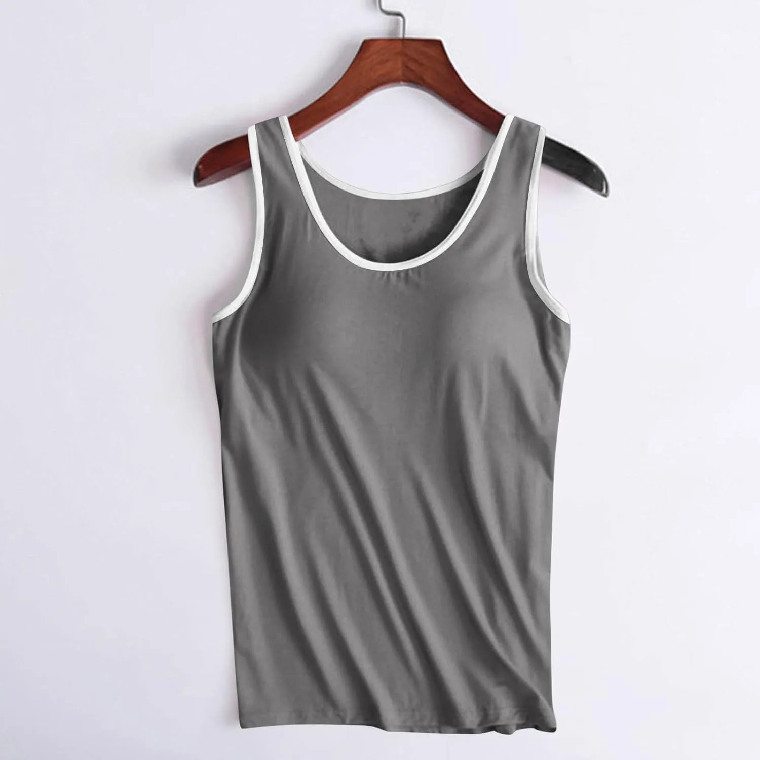 Camisole Tops for Women Built in Bra Casual Loose Sleeveless Tops Athletic Yoga Padded Sport Bra Seamless Underwear