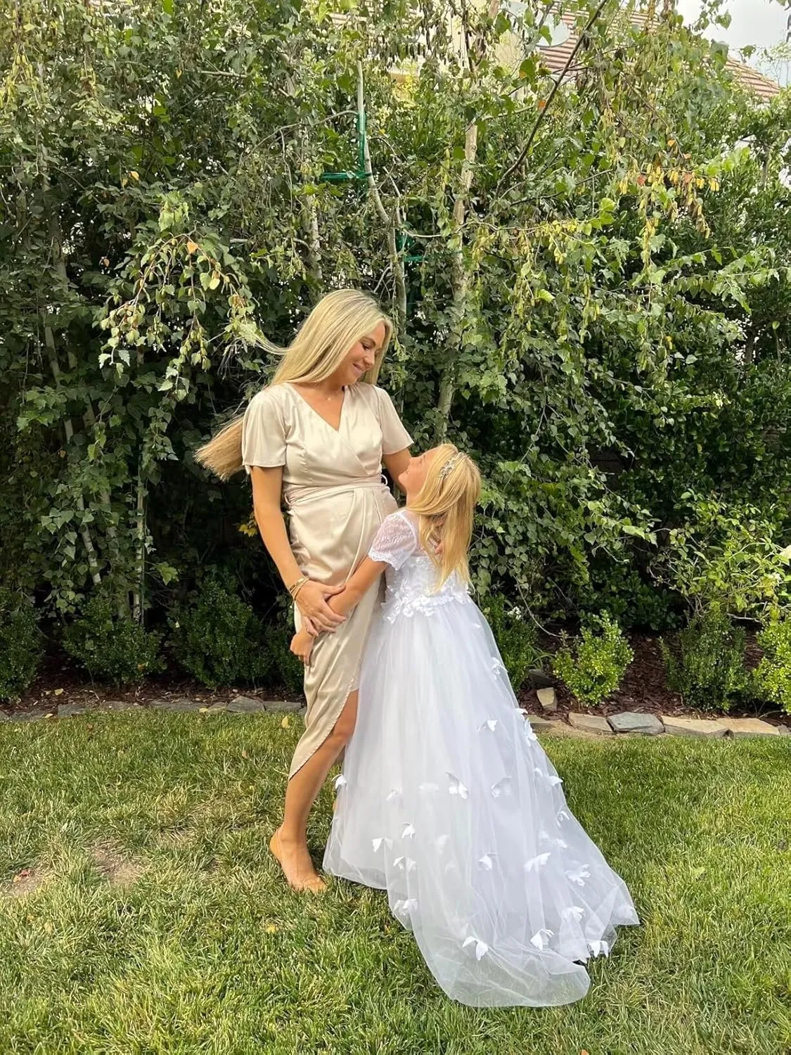 JISISANG Flower Girls Lace Tulle Ball Gowns with Bow-Knot First Communion Dresses Tutu Pageant Dress for Wedding Princess