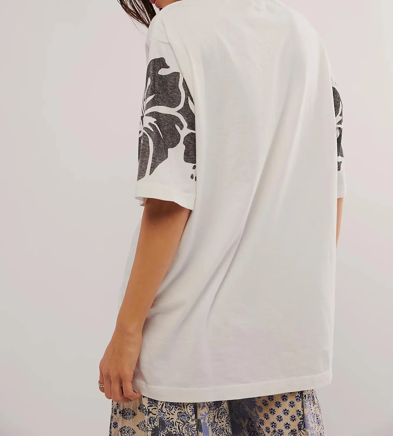 Muineobuka Women Y2k Fruit Graphic Tees Oversized Short Sleeve Crewneck Loose T Shirts Summer Aesthetic Streetwear