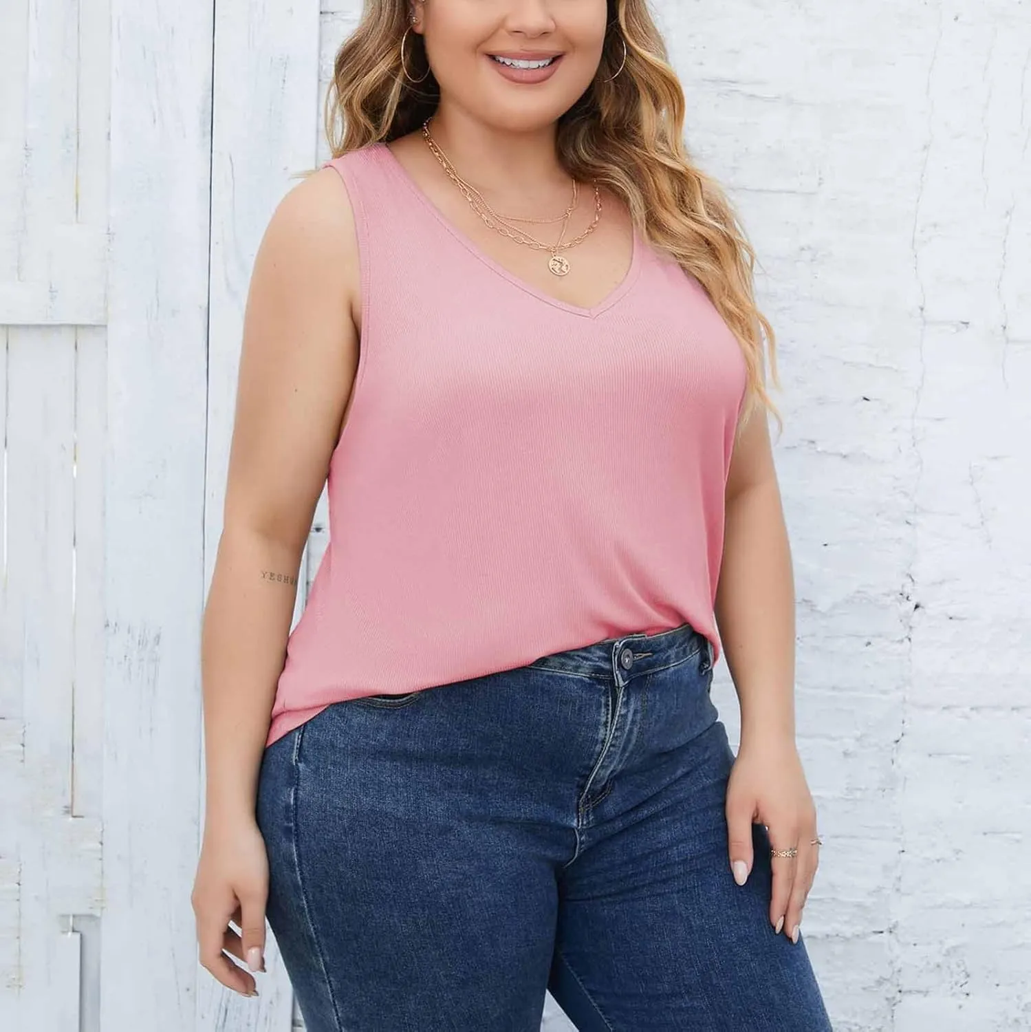 Plus Size Tank Tops for Women Ribbed V Neck Sleeveless Shirt Solid Color Oversized Basic Summer Casual Trendy Tanks