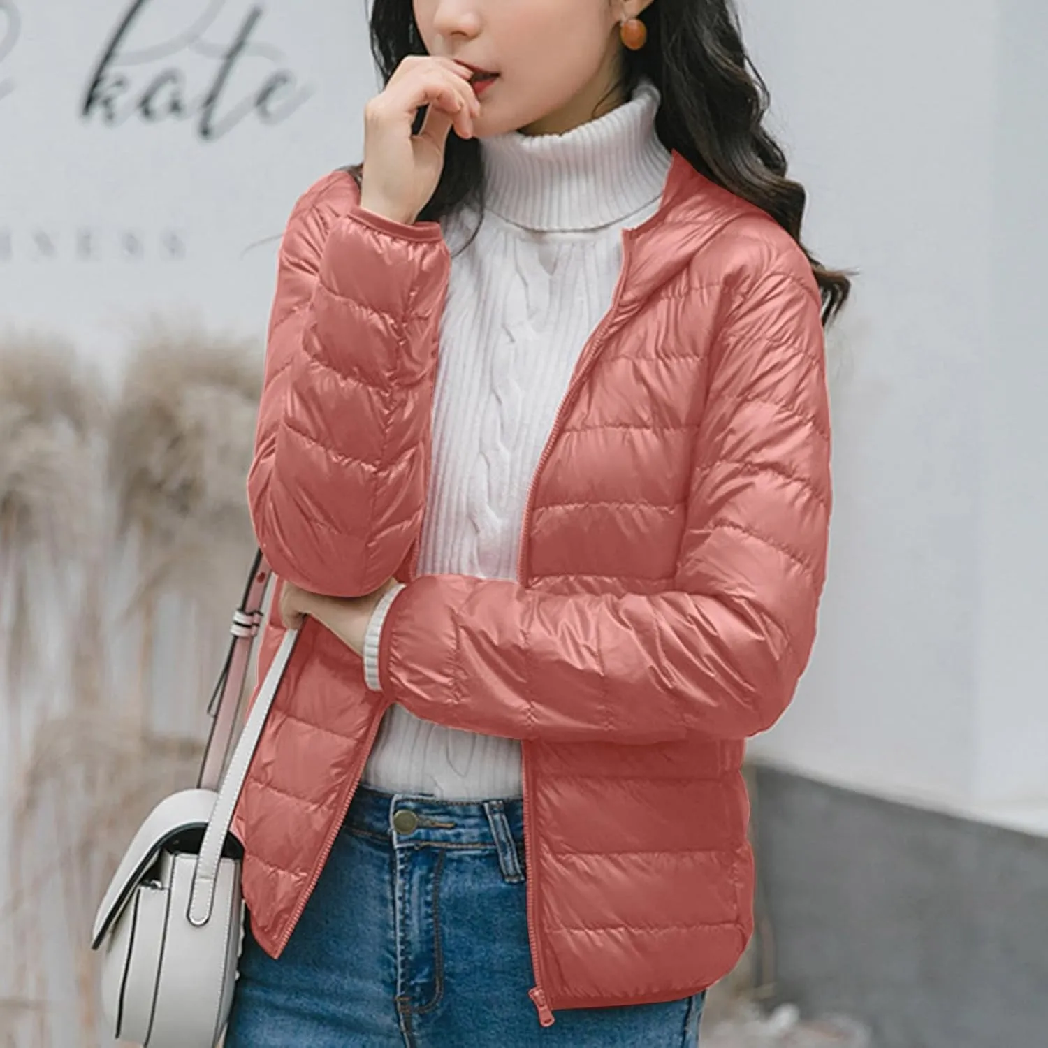 Puffer Jacket for Women Lightweight Quilted Down Coat with Hood 2024 Winter Cropped Outerwear with Pockets