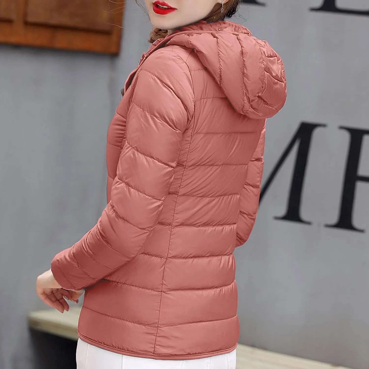 Puffer Jacket for Women Lightweight Quilted Down Coat with Hood 2024 Winter Cropped Outerwear with Pockets