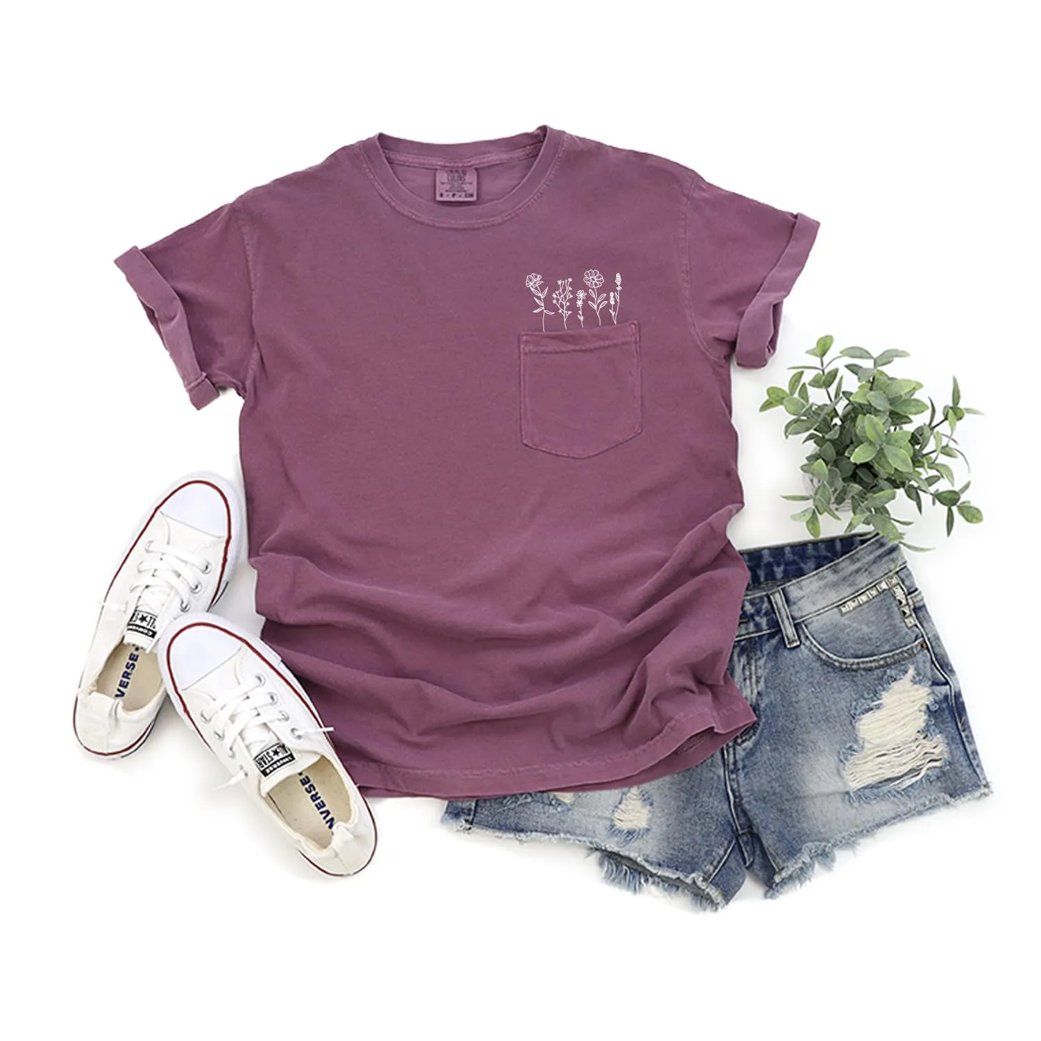 Wildflowers Pocket Shirts for Women Garment Dyed Botanical Plant T-Shirt Flower Graphic Tee Casual Short Sleeve Tops Tee
