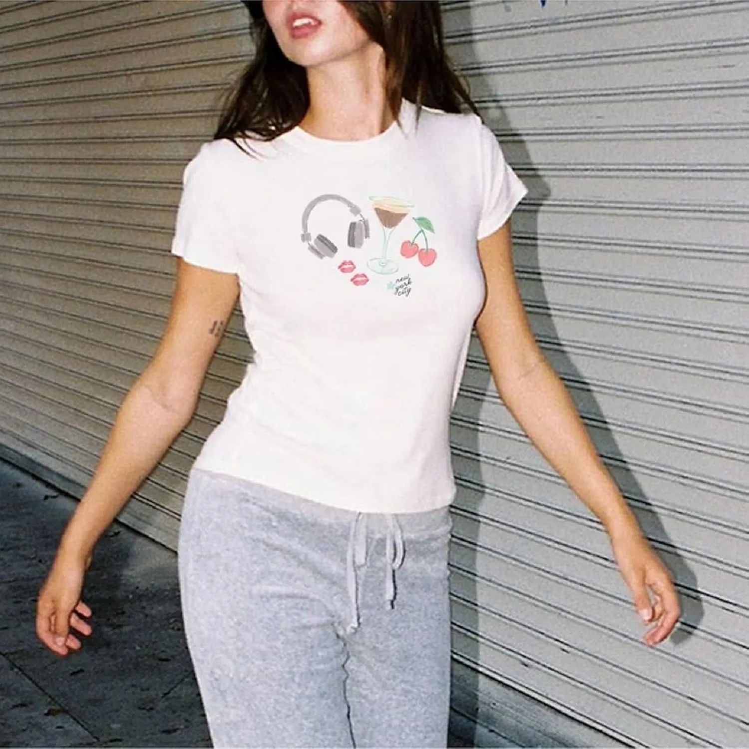 Women Y2k Short Sleeve Baby Tees Cute Graphic Print Slim Fit T Shirts Vintage Aesthetic Crop Top Tees