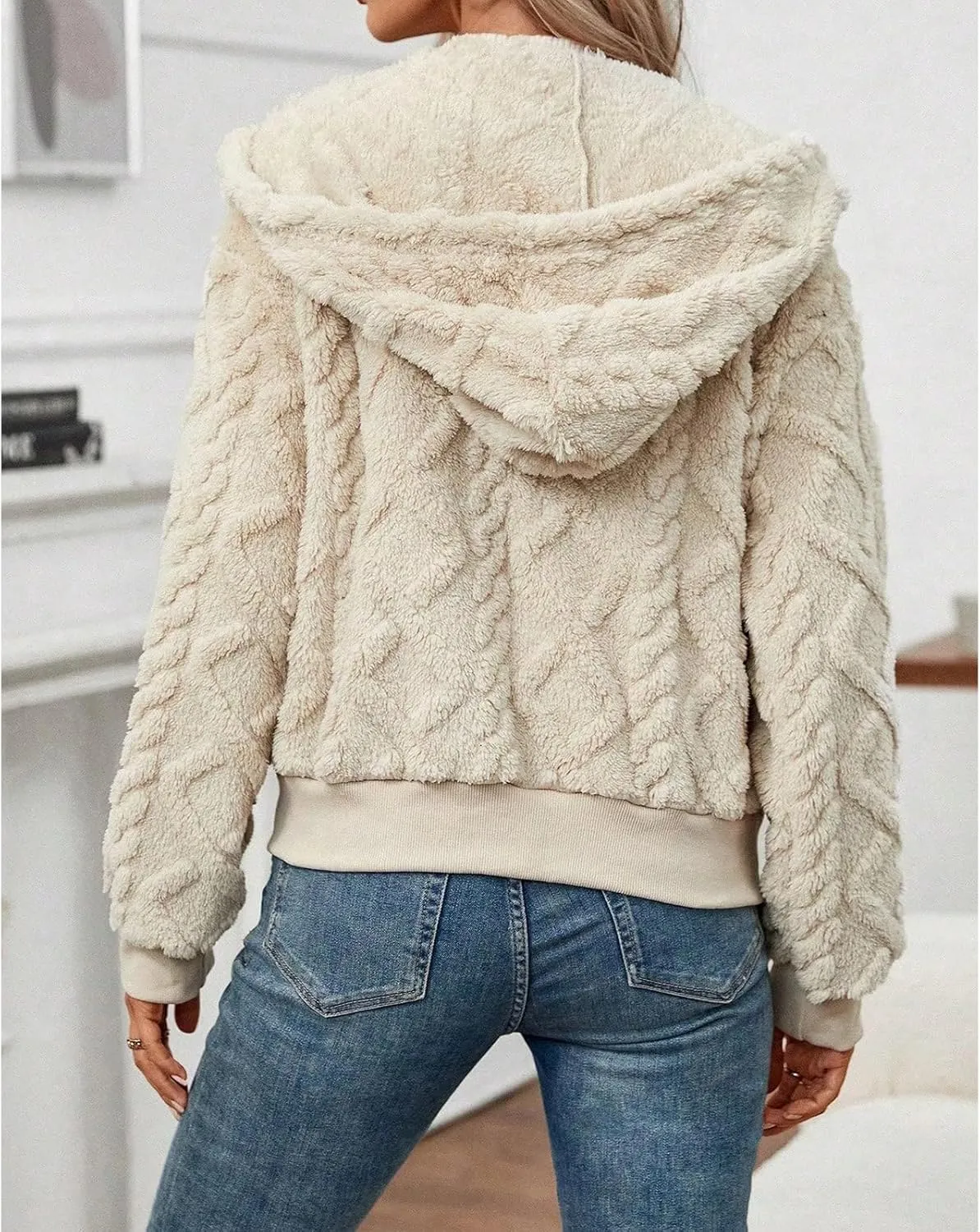 Women's Fuzzy Hooded Jacket Fall Winter Warm Long Sleeve Coat Zip Up Cropped Outerwear with Pockets