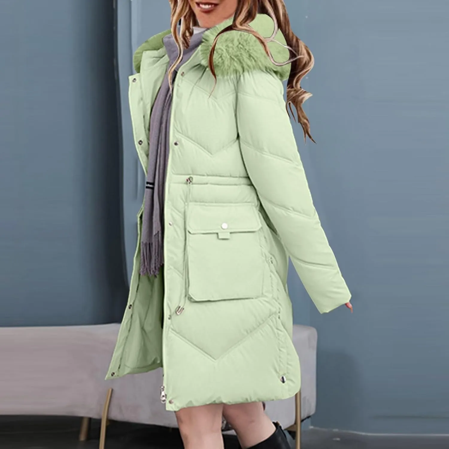 Women's Long Winter Puffer Coat 2024 Trendy Thickened Warm Down Jacket Windproof Parka Outerwear With Faux Fur Hood
